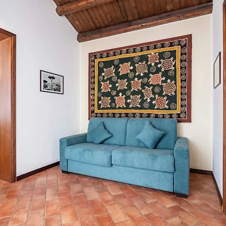 Guesthost - Miravigghia *