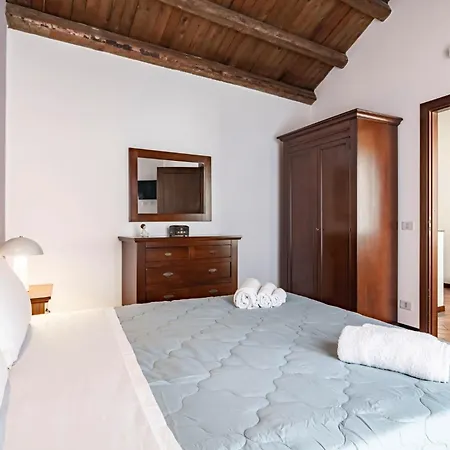 Guesthost - Miravigghia Palermo